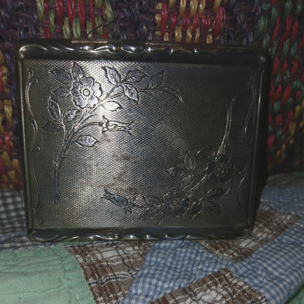 Elegant Floral Metal Box